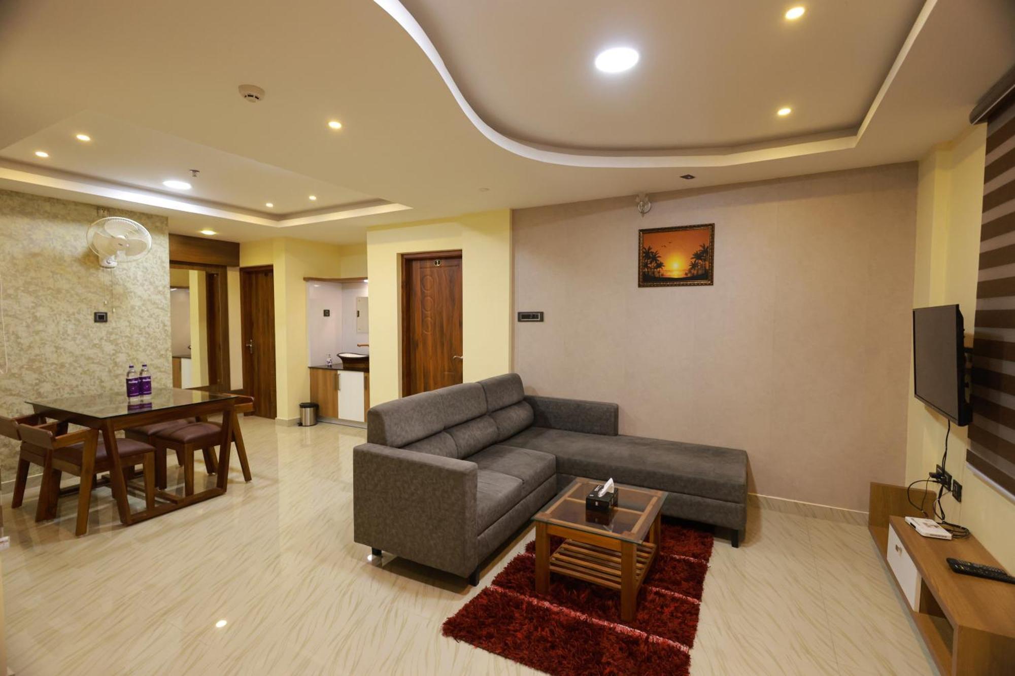 Builda Park inn Ottappalam Bagian luar foto
