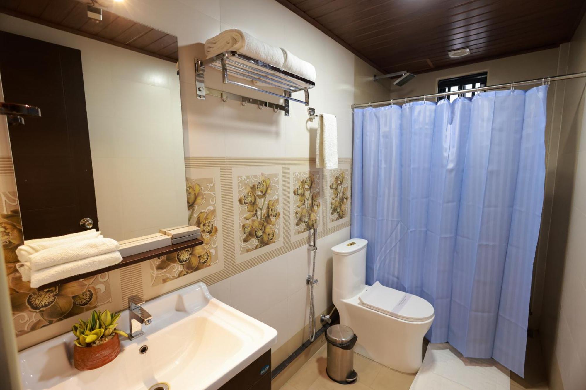 Builda Park inn Ottappalam Bagian luar foto